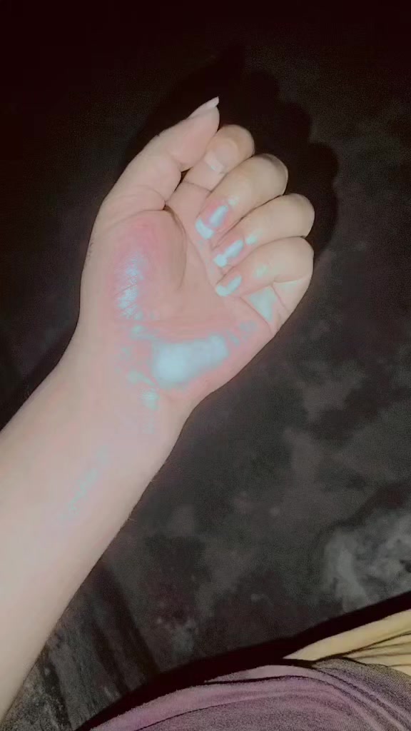 @𝔸𝕟𝕟𝕚𝕖 ℚ𝕦𝕖𝕖𝕟🎀