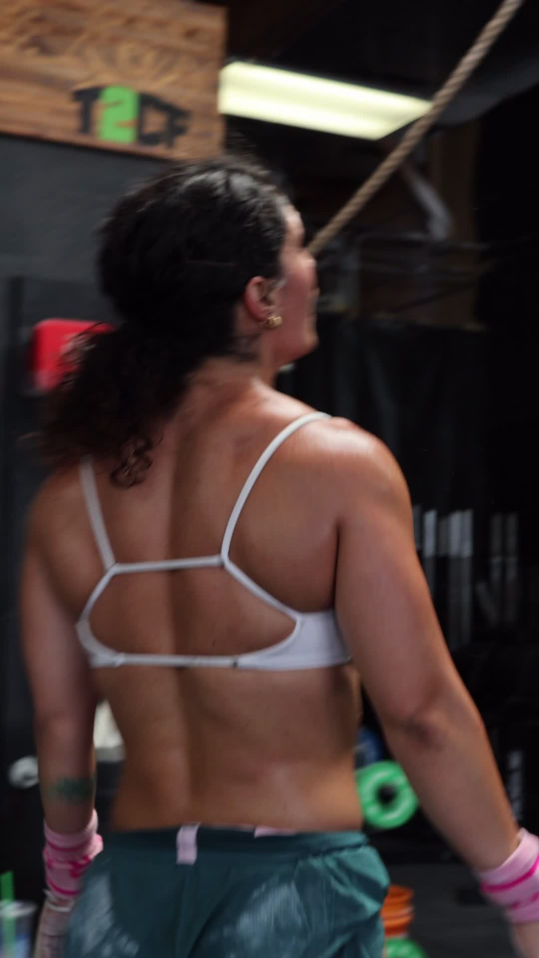 @Kayteejones_
