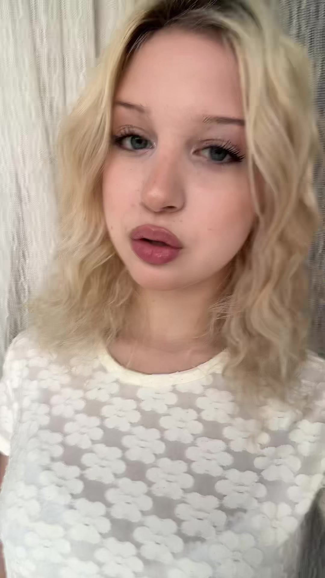 @колесникова