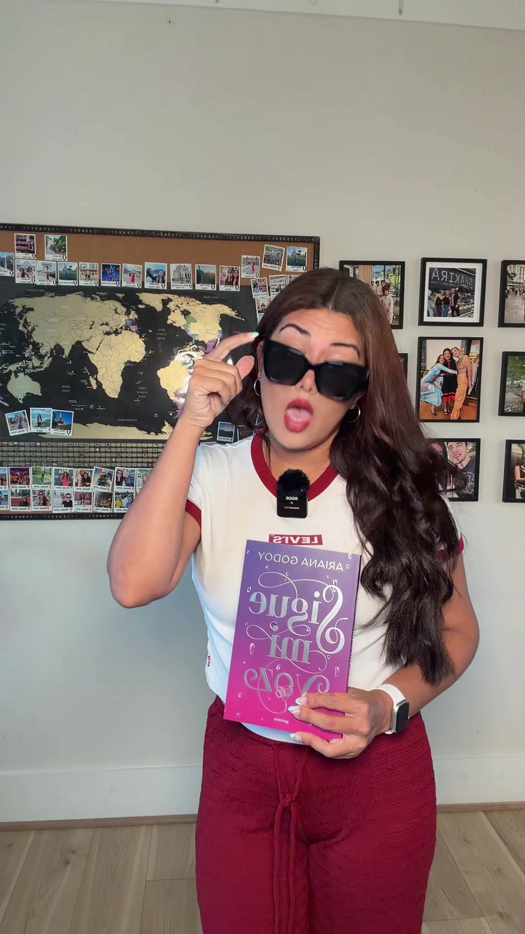 @Ariana Godoy 📚 Author