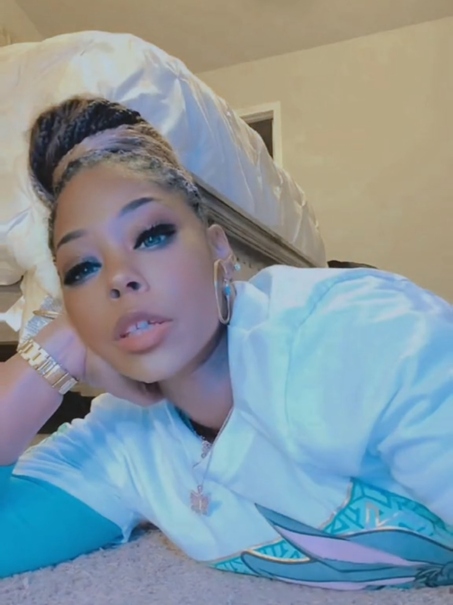 @🦋✨GRENDAtheGODDESS✨🦋