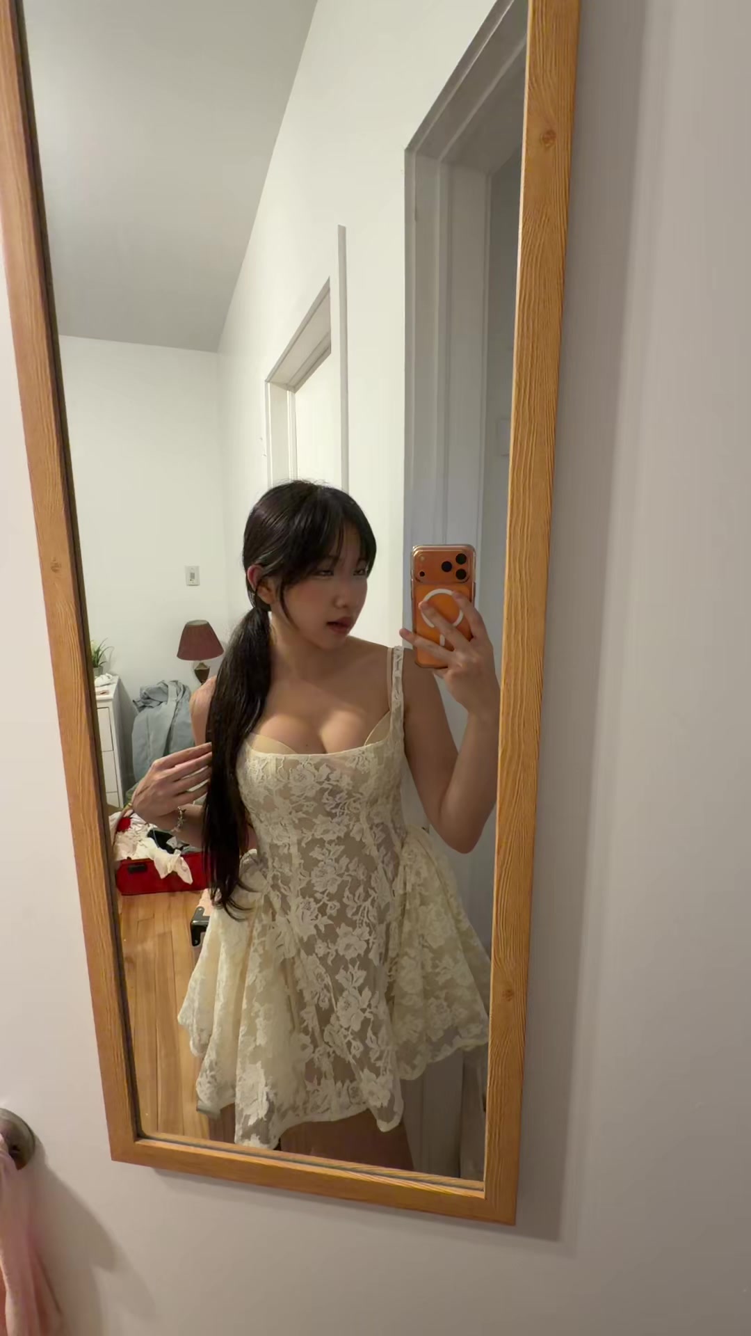 @Junnie