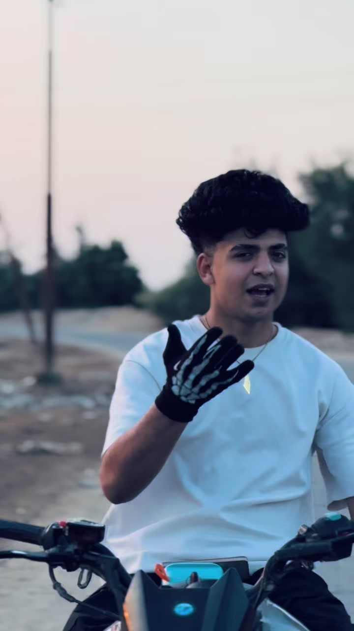 @﮼مورا ﮼يعمم 🐺🎖️