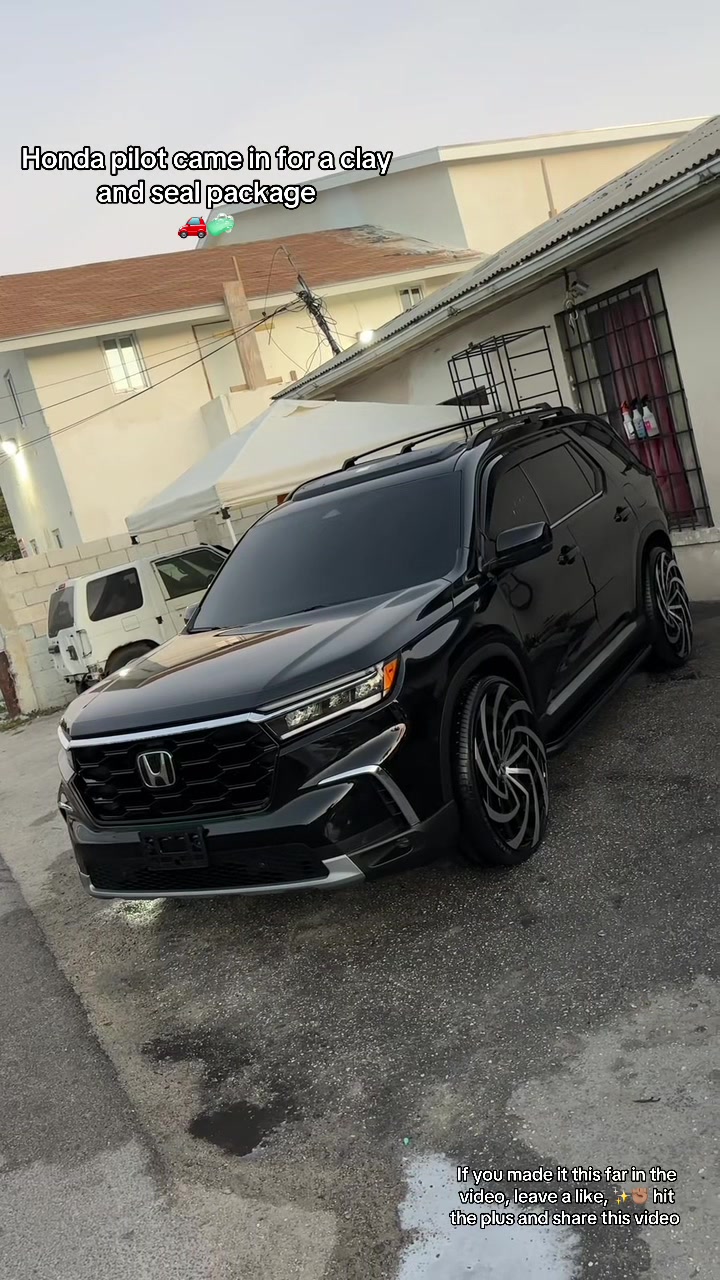 @UrFavoriteCaribbeanDetailer🧼