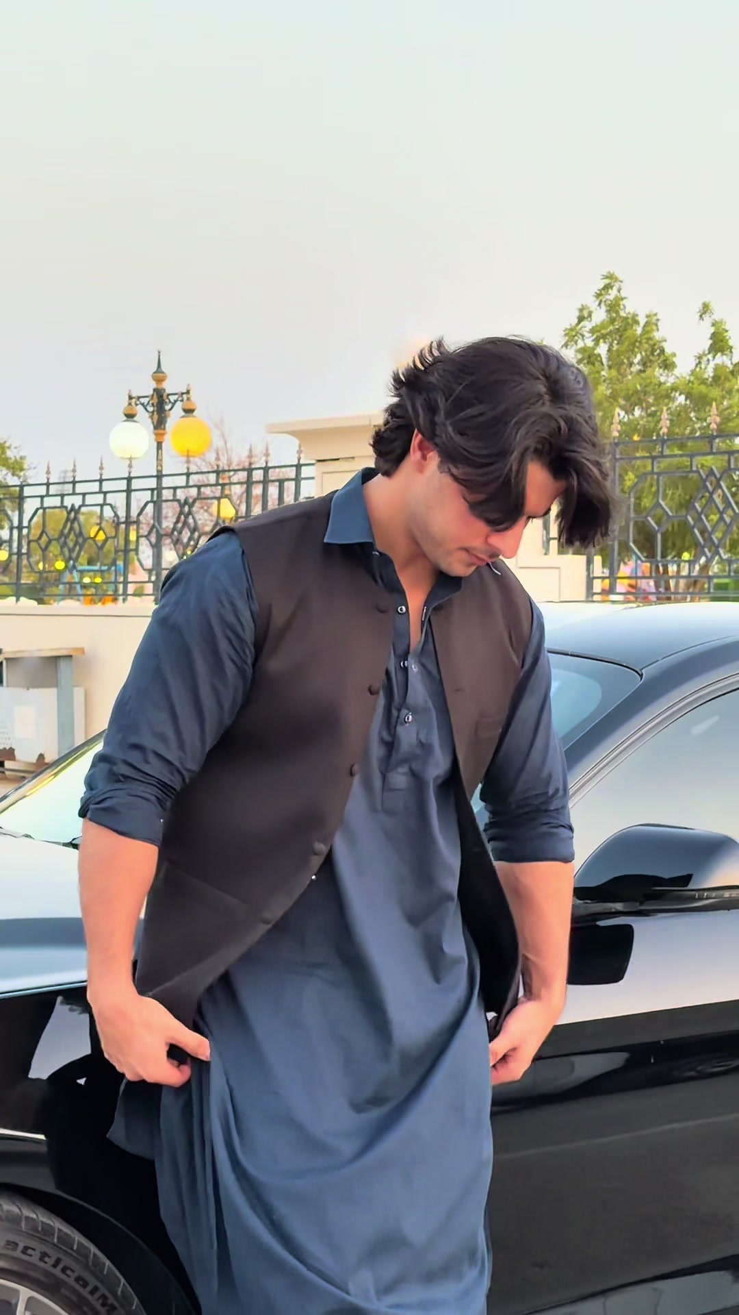 @sheraz_khan27