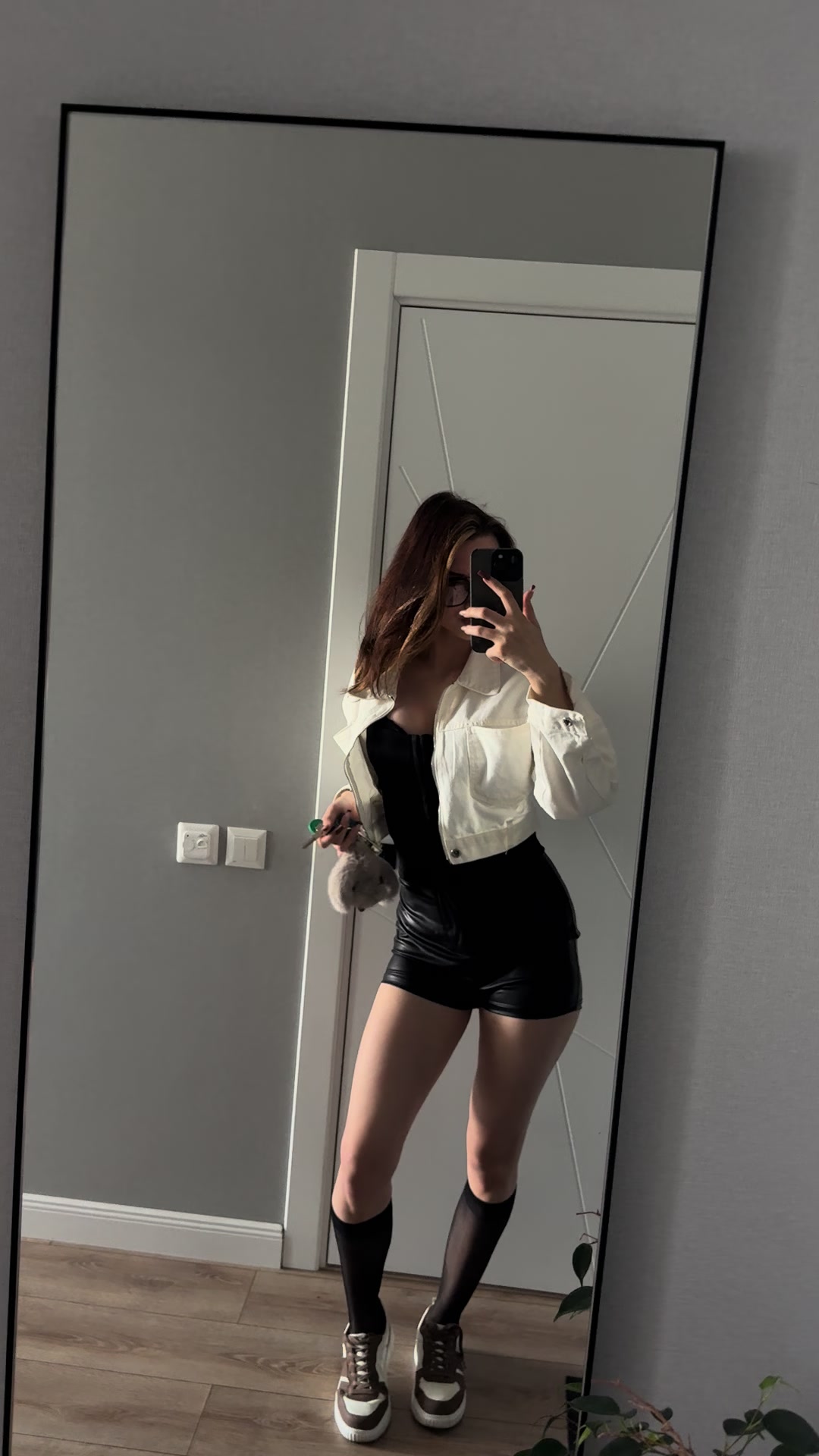 @𝒟𝒾