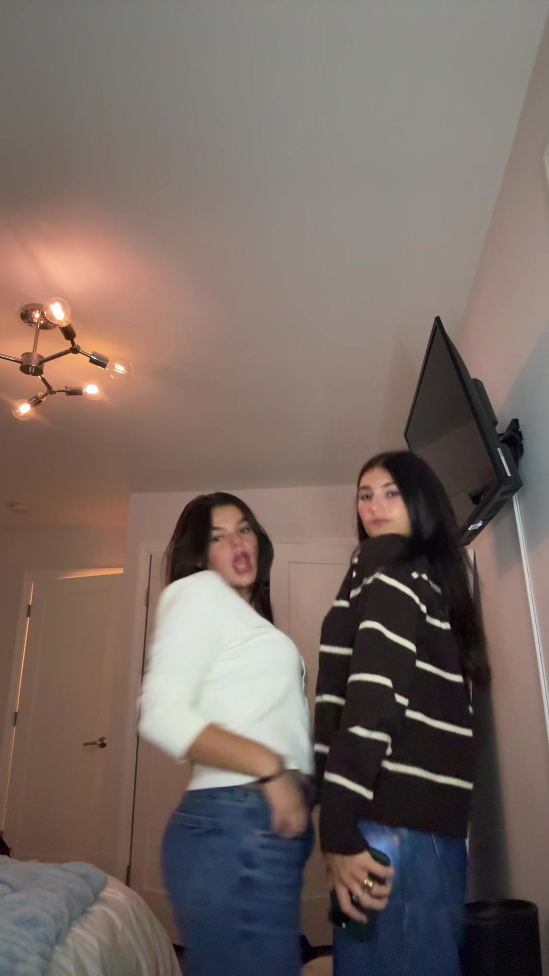 @Jo