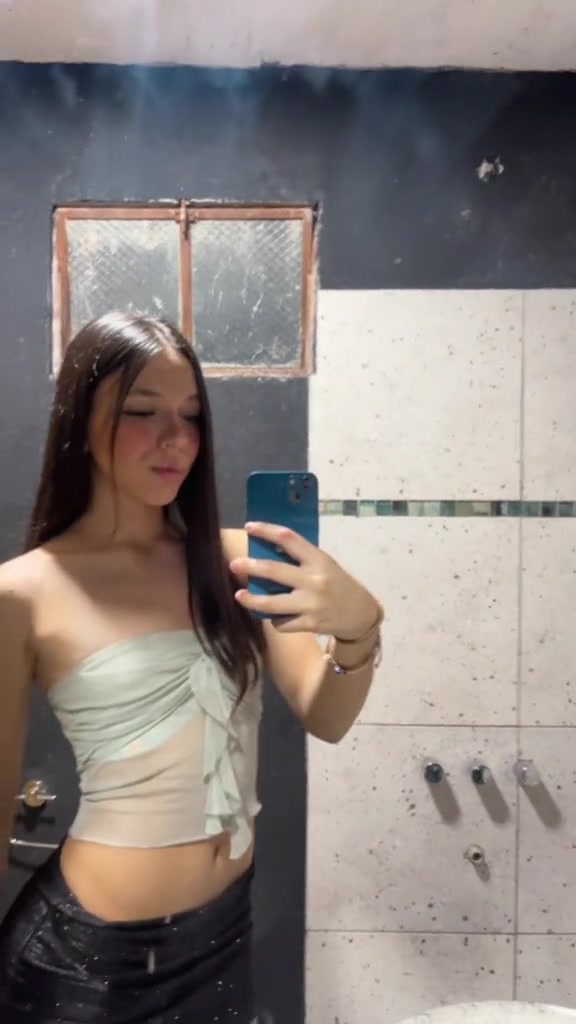 @zai🖤