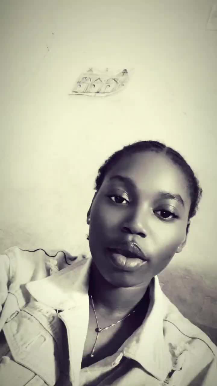 @OMOTOLA 😌🧃❤️