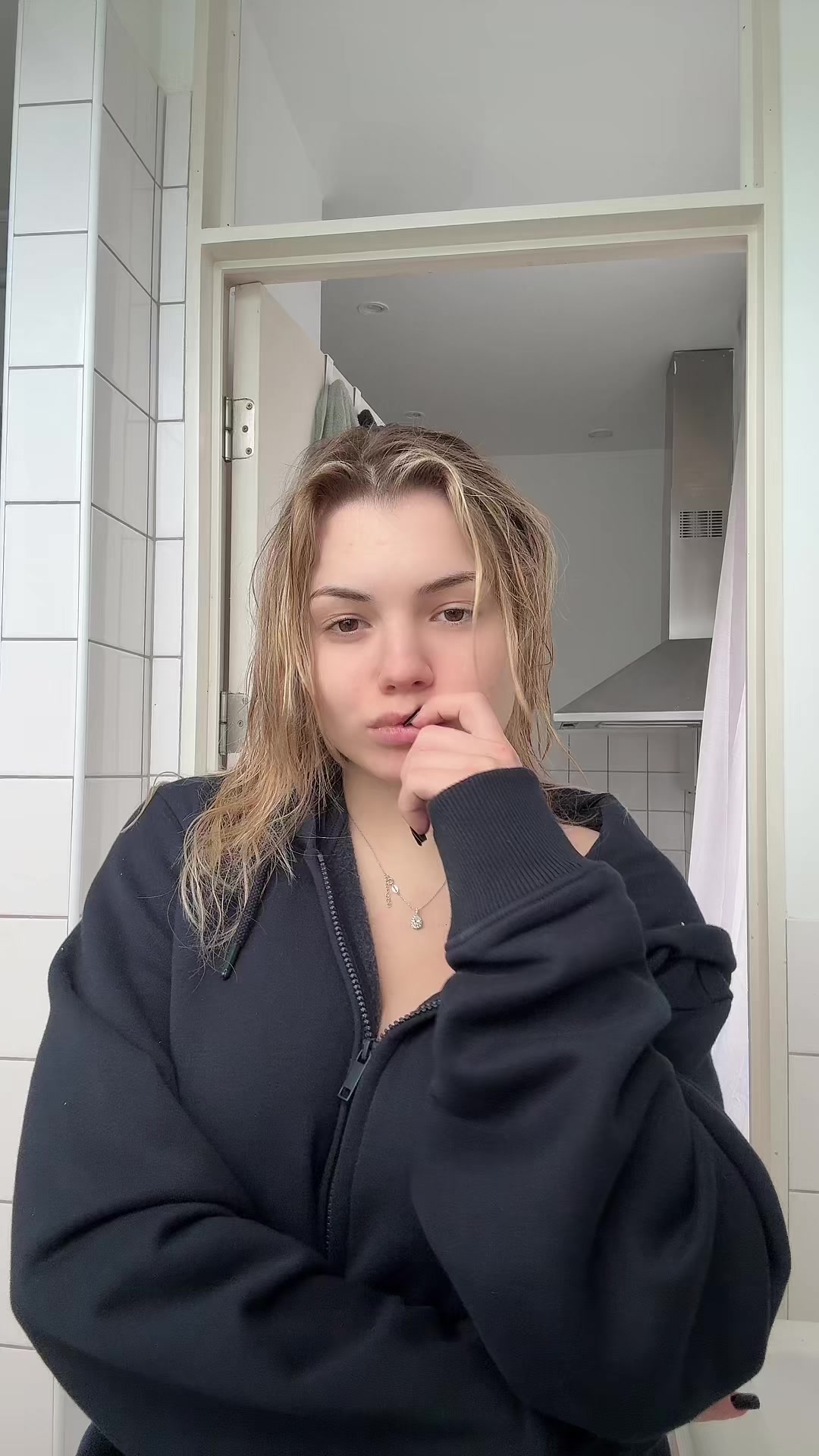 @evaxevis