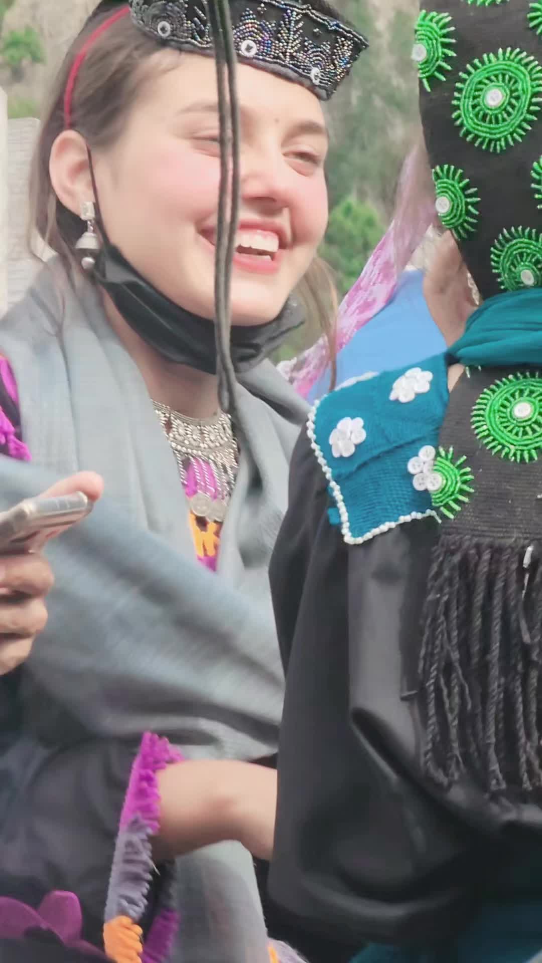 @Adiii💫