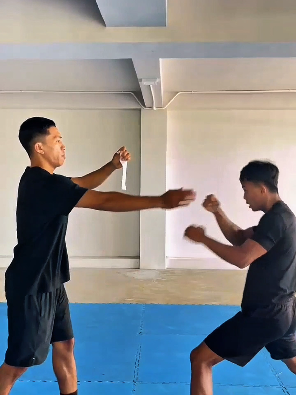 @overhand☢️