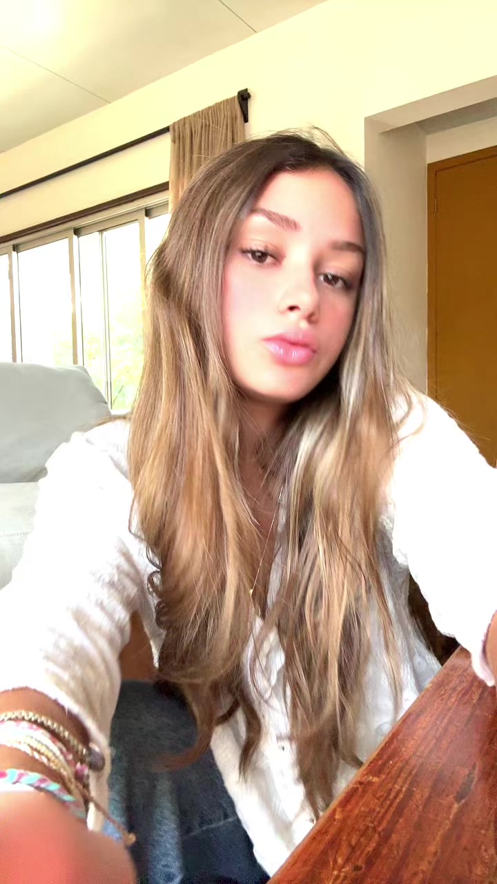 @juliaredin
