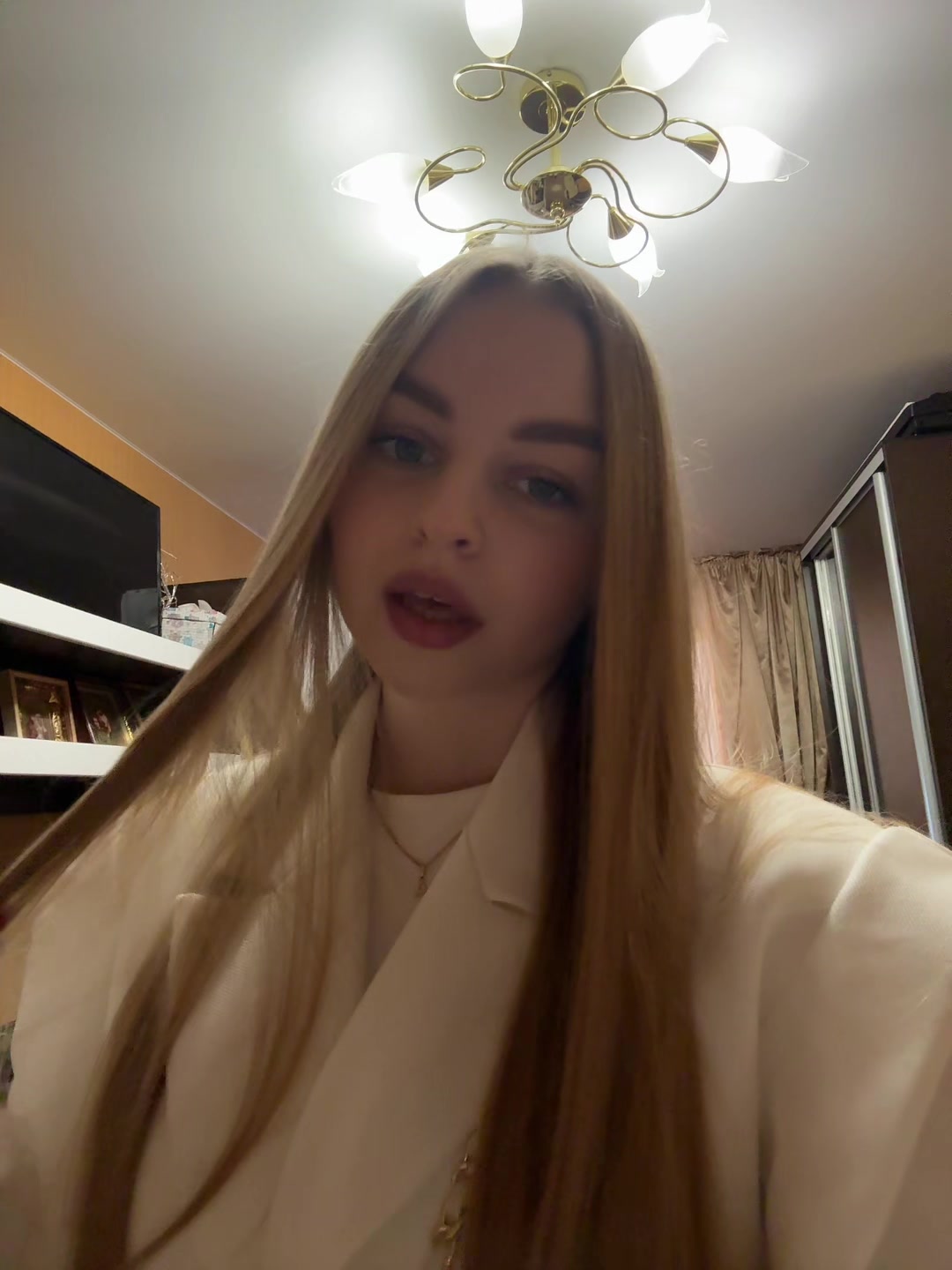 @алина