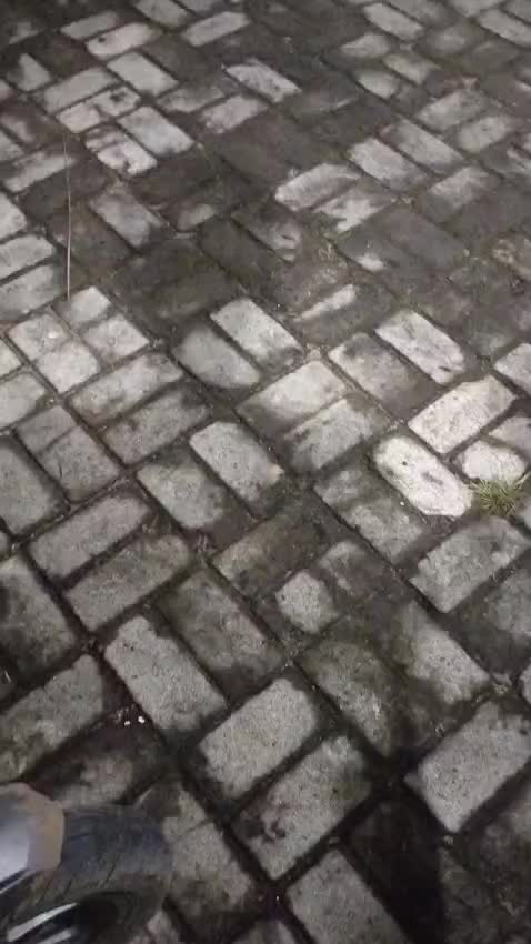 @axyczd