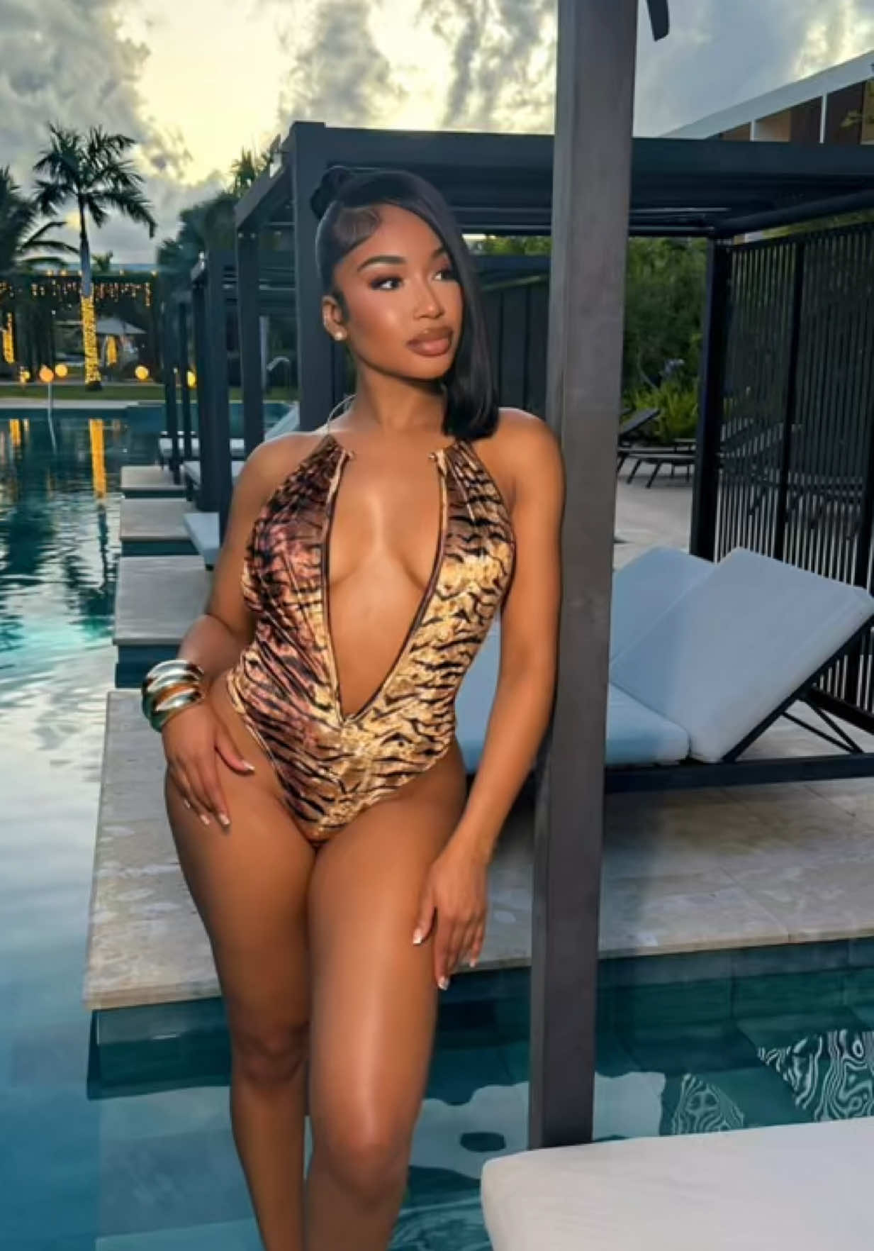 @Karin Jinsui