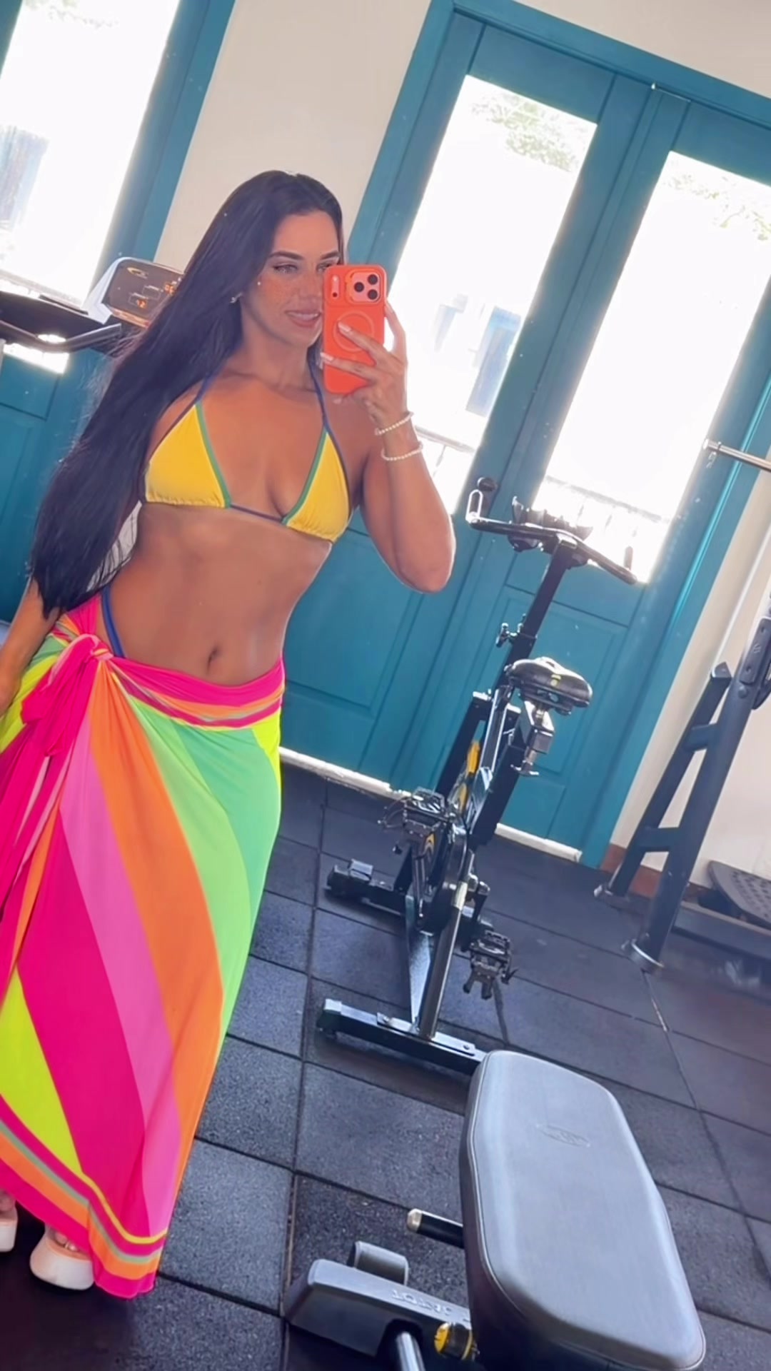 @Janaína