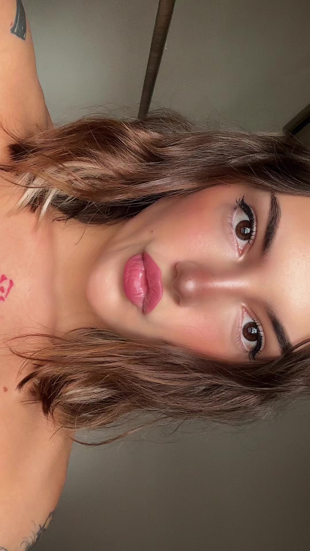 @jennossaur