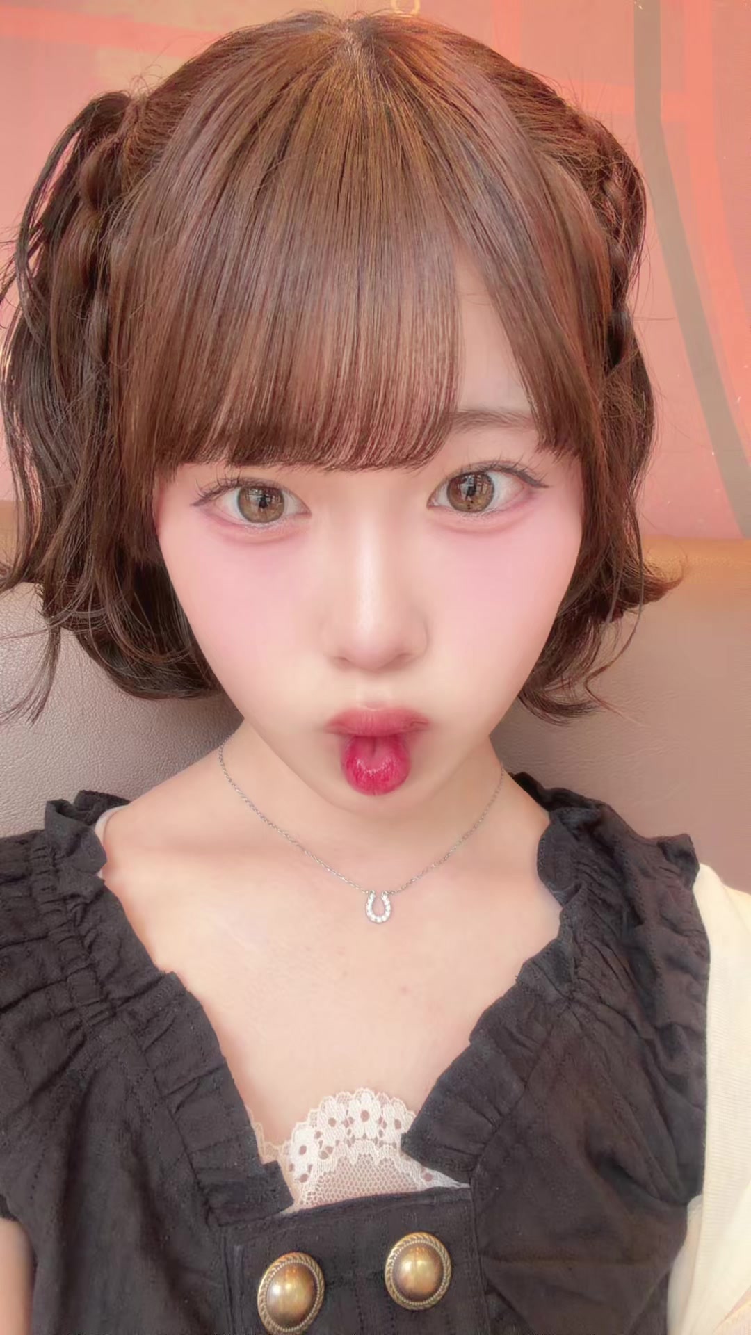 @表 すみれ (おもて すみれ)