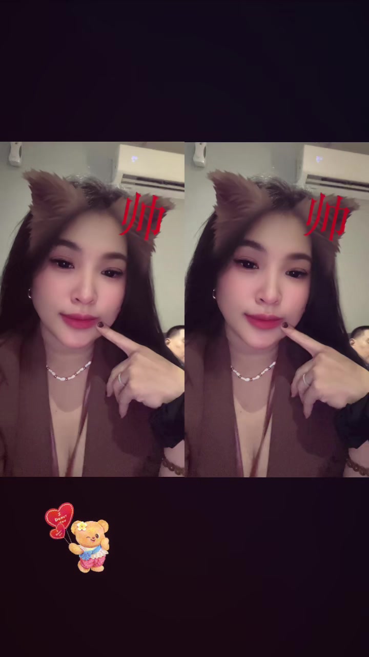 @Dhinycubel