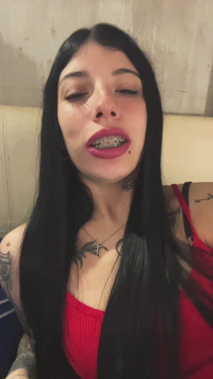 @Abril Martínez✝️📿