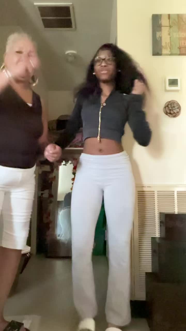 @saniiyaaaofccc_