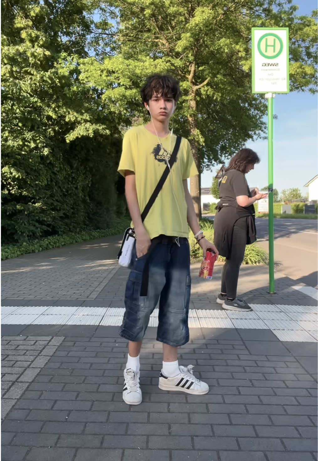 @:P