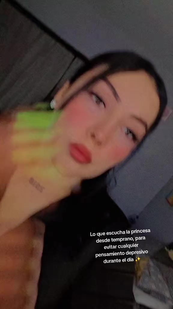 @ANA LA PELINEGRA ๐ธโค๏ธ๐ซฆ๐
๐ซถ๐ธ
