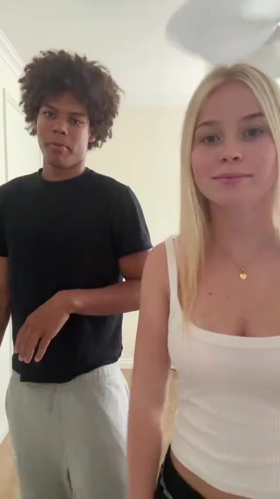 @White Women and Black Men 🩷