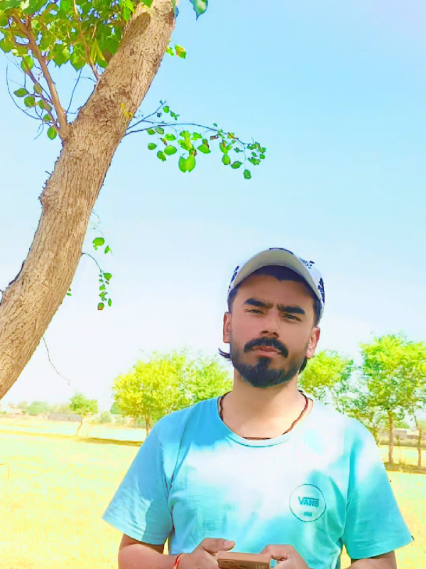 @AjAy K&ucirc;m&atilde;r