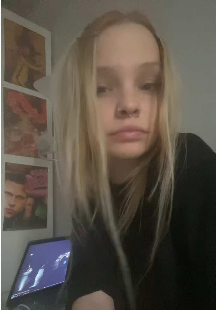 @лиза сковорода