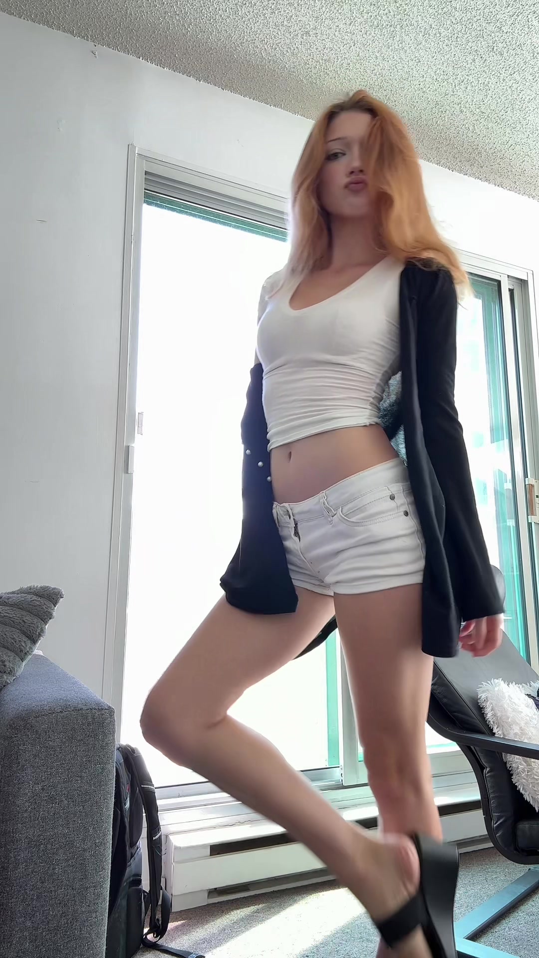 @🐰