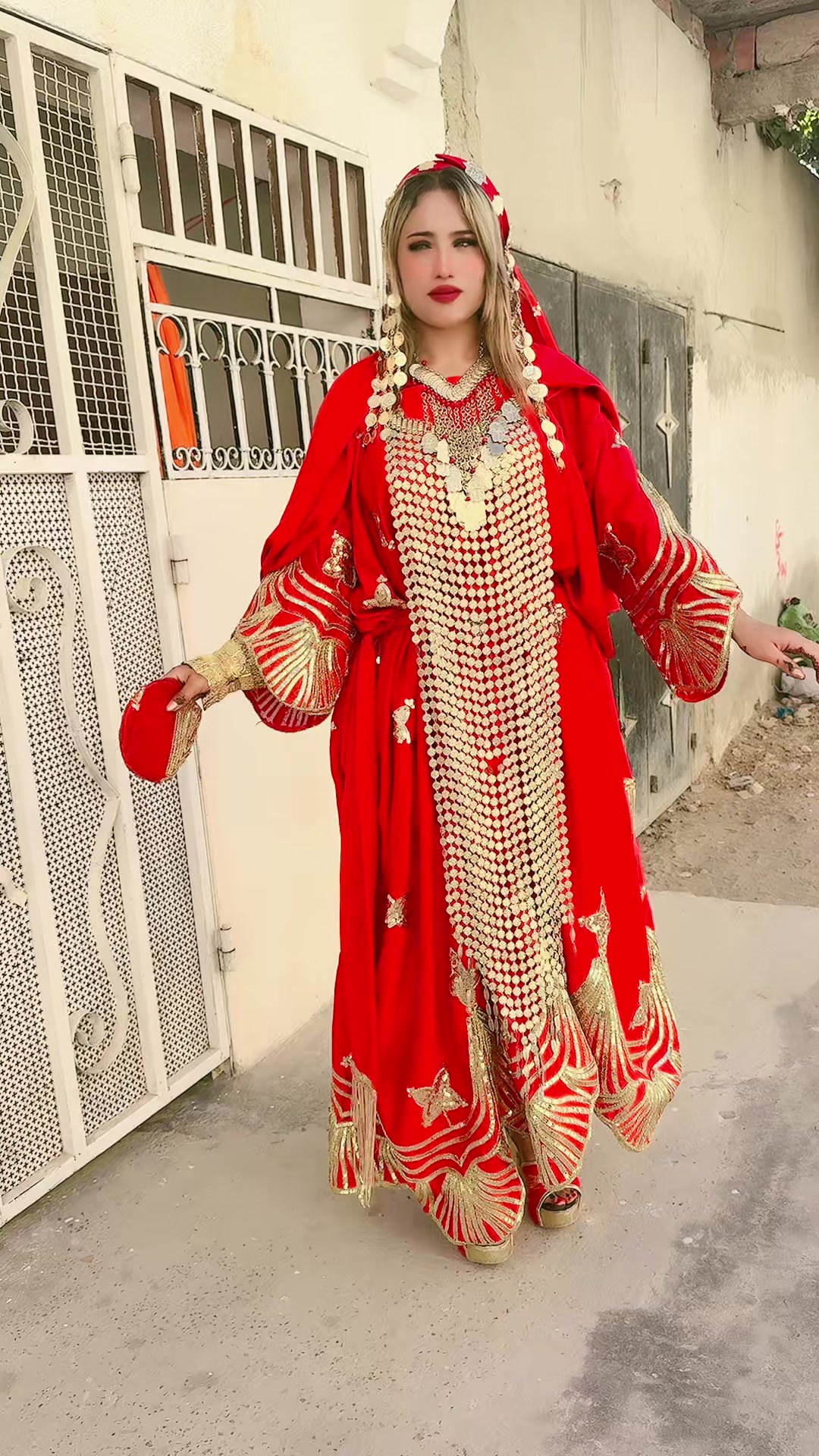 @Haifa Hichri