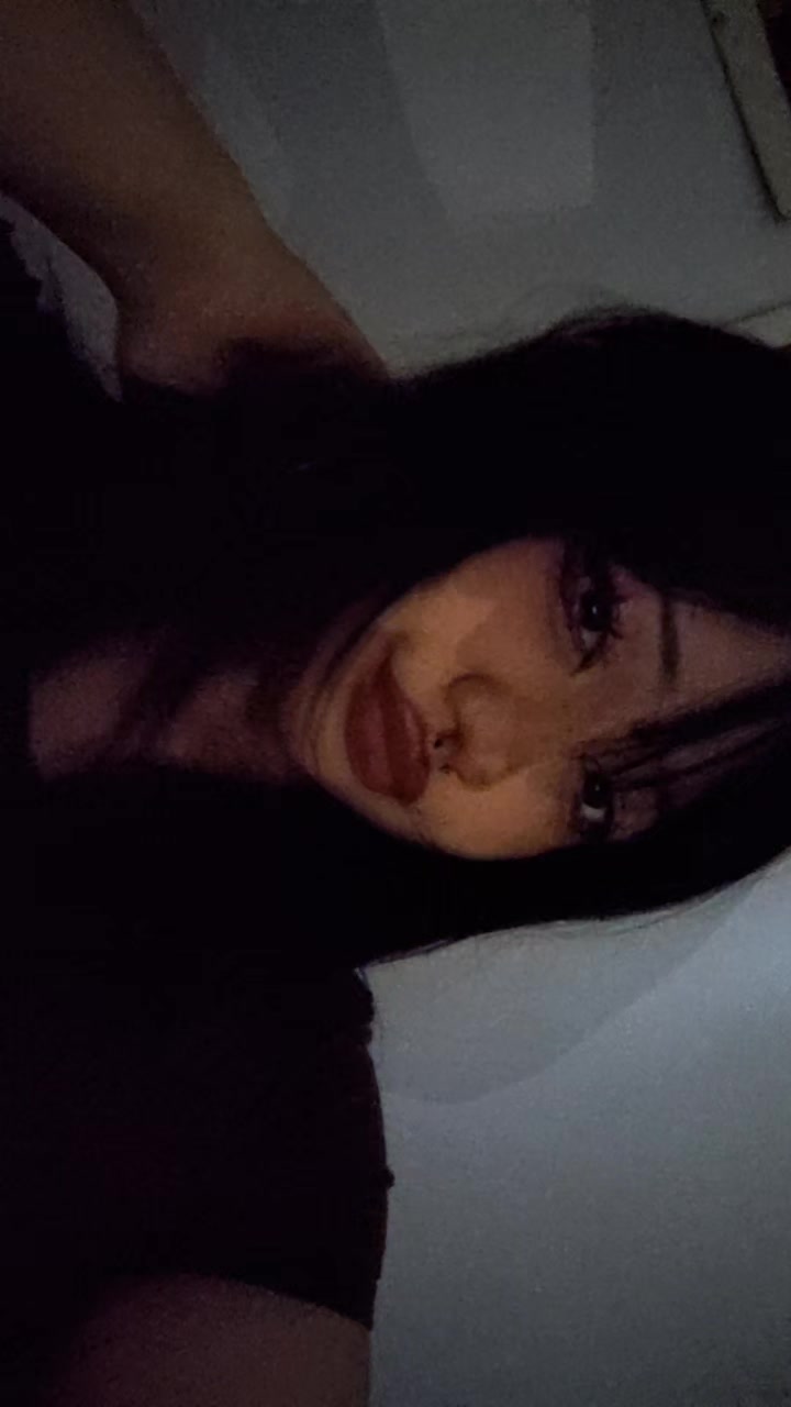 @gabyyy(𖦹﹏𖦹;)
