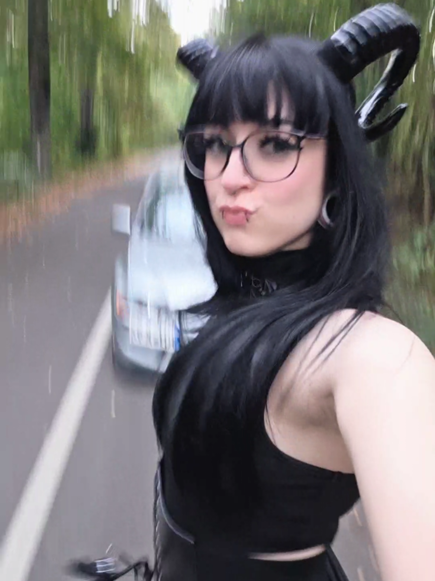 @hiraxdemon