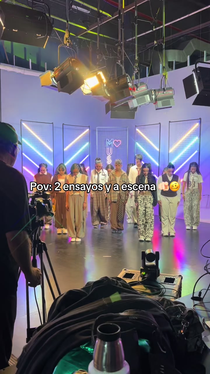 @Levelupdancecrew