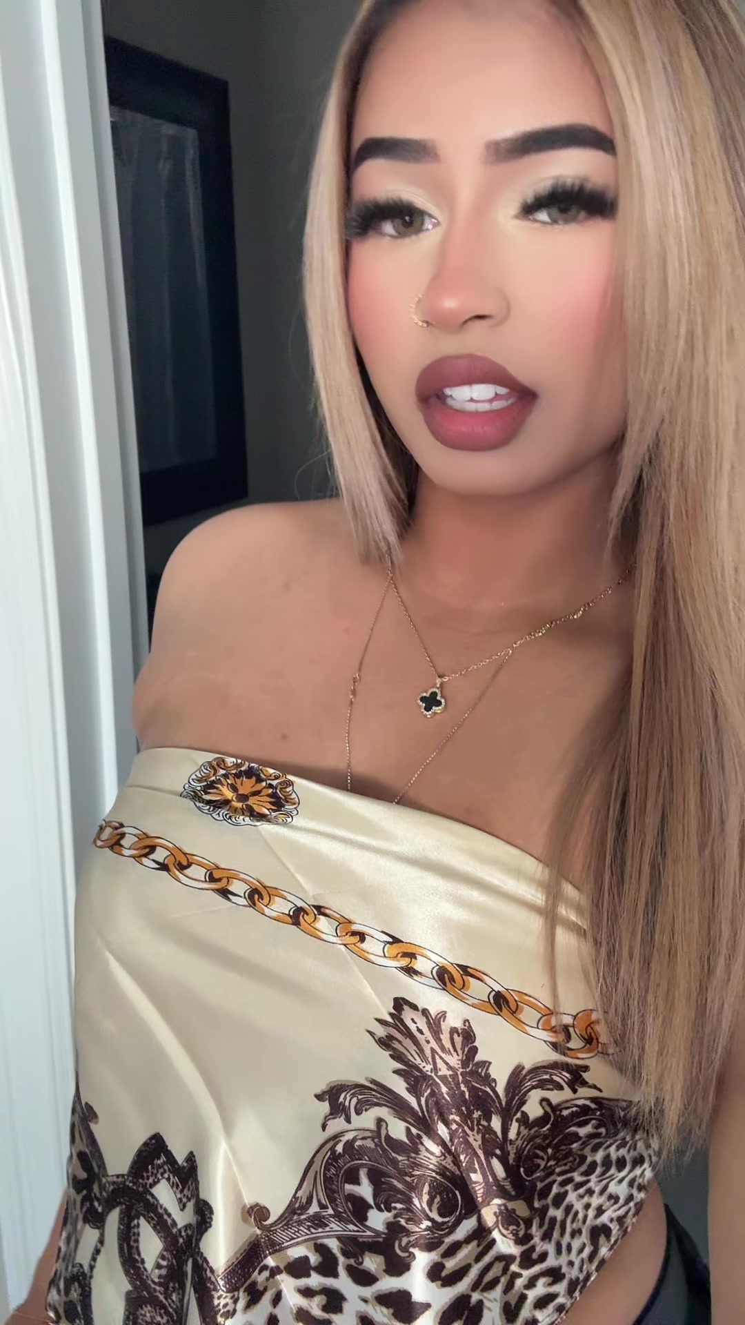 @𝒗𝒊𝒏𝒆𝒆𝒕𝒂𝒃𝒉𝒆𝒏𝒅𝒘𝒂𝒍