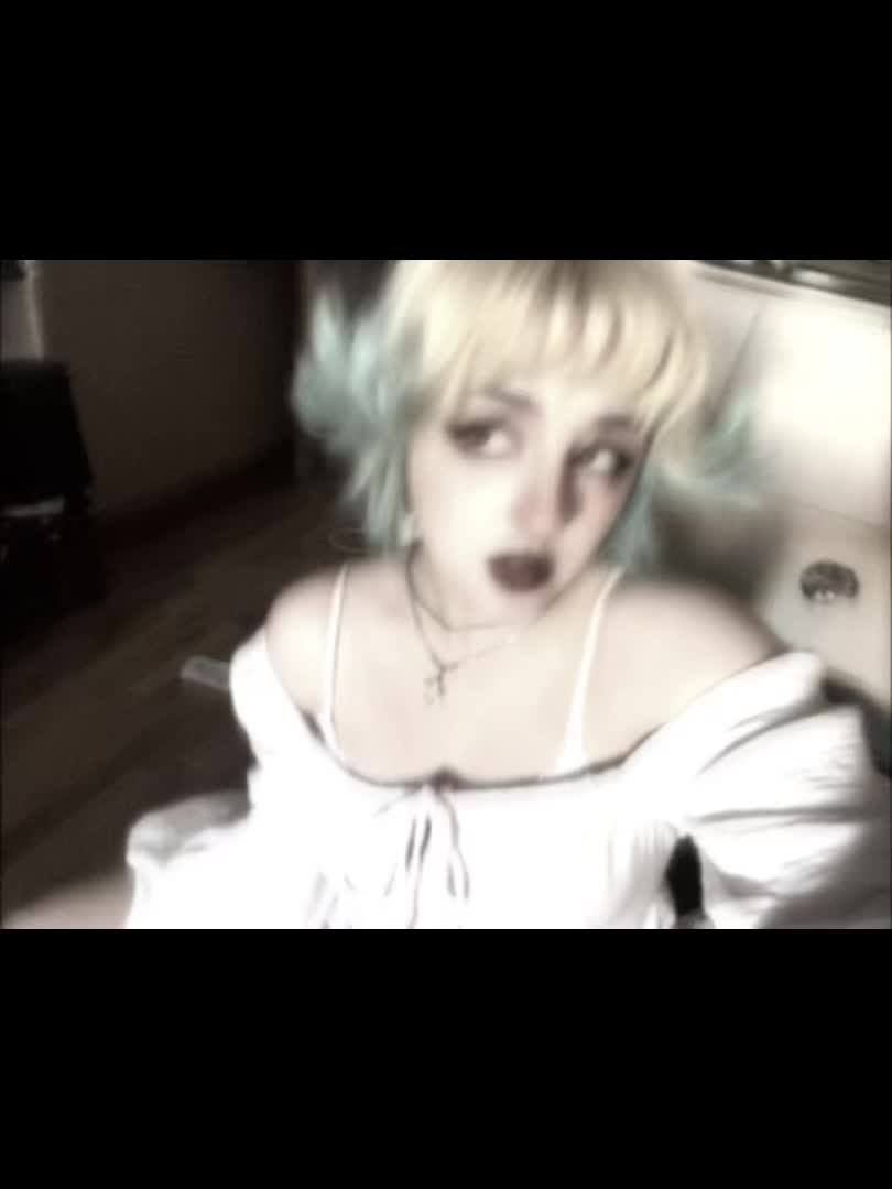 @𖤐𝙸𝙽𝚂𝙾𝙼𝙽𝙸𝙰𖤐