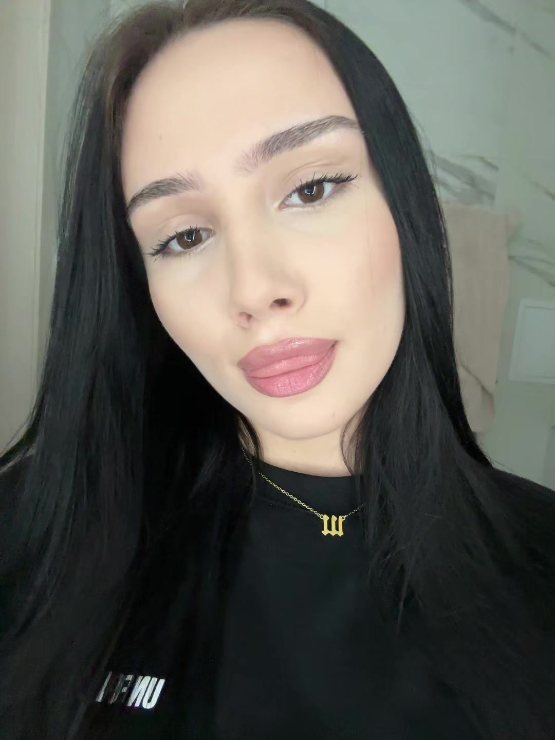 @натутя