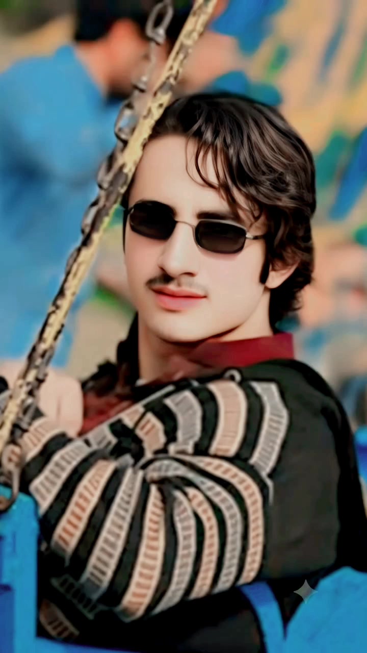 @RaZzAQ⚡
