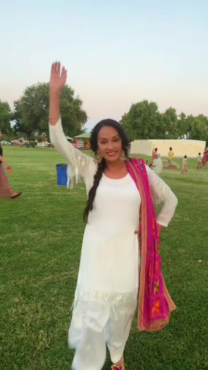 @Soni Paras