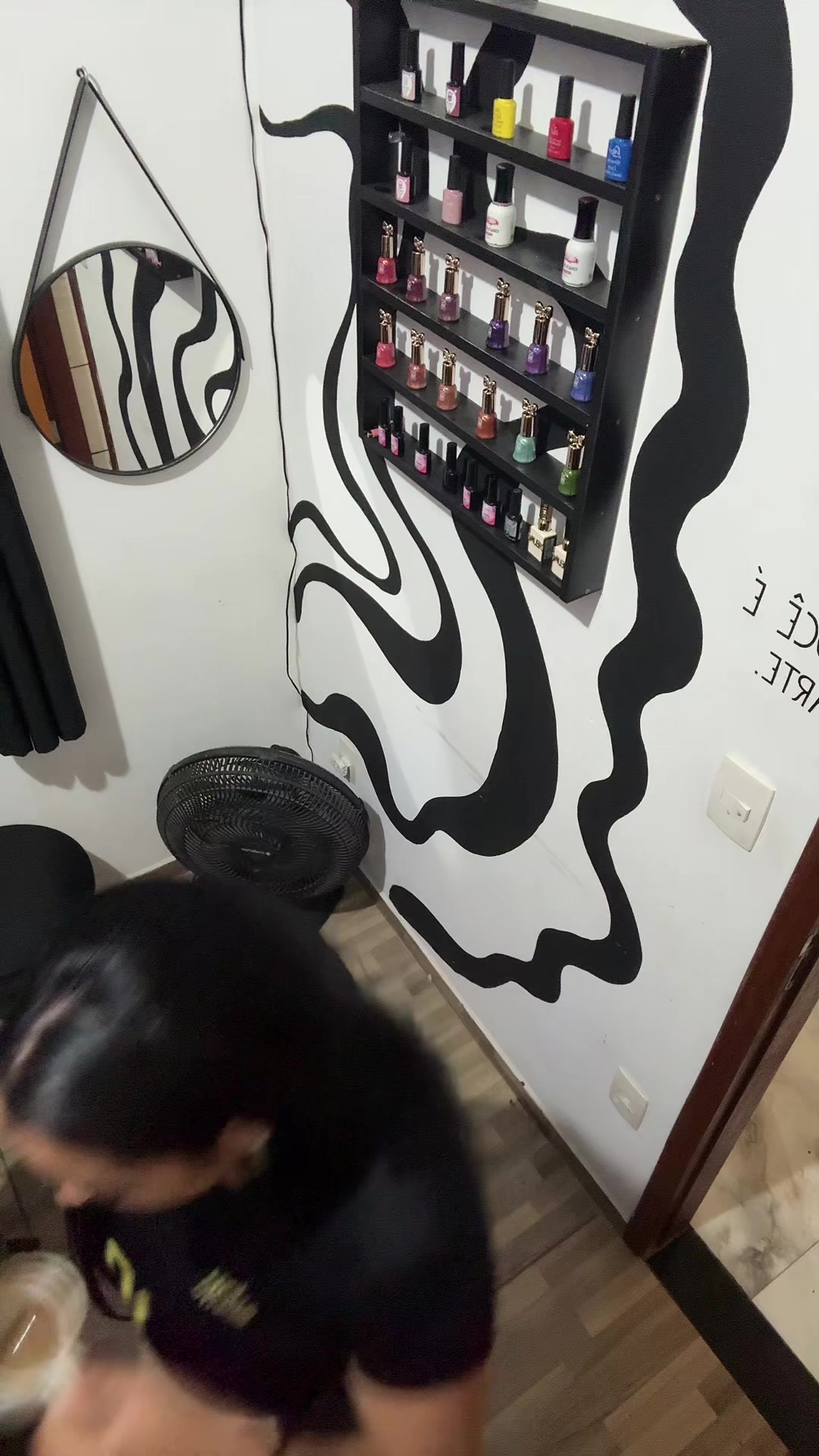 @larasouz.a