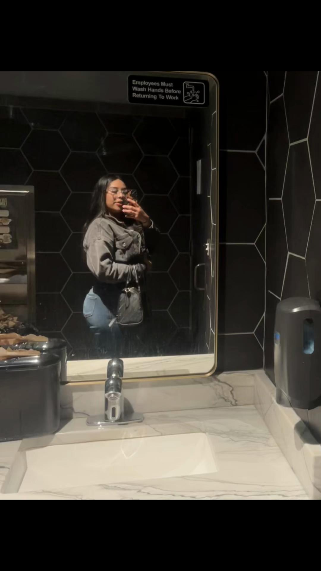 @bbyitsmelanie