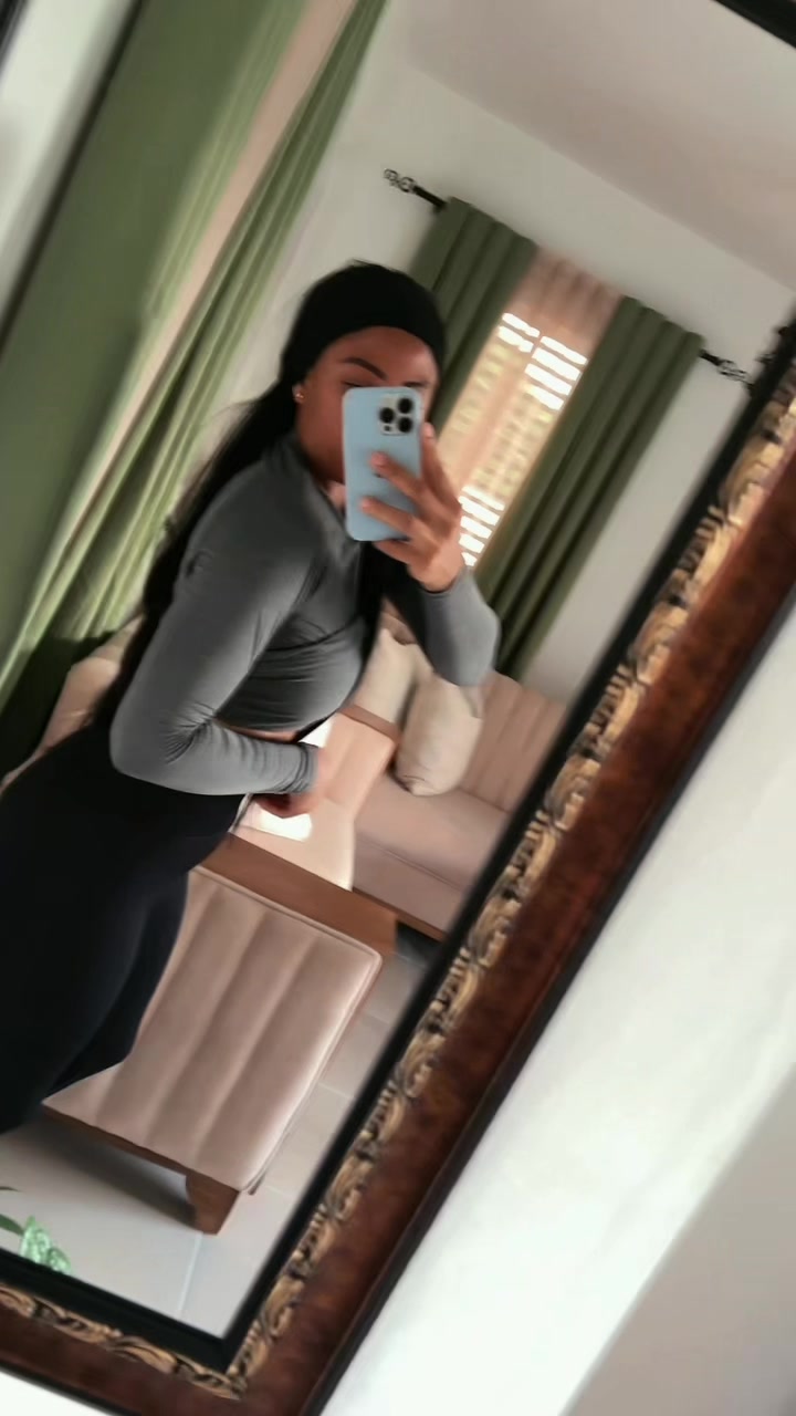 @Defne