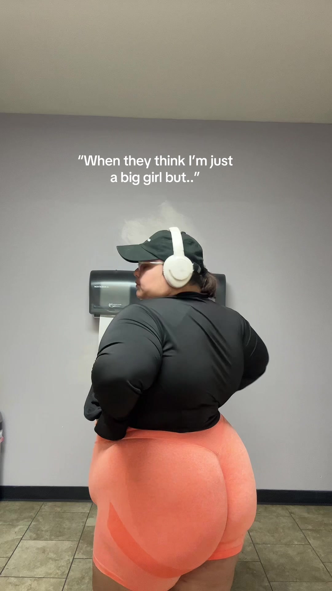 @theglutebaby