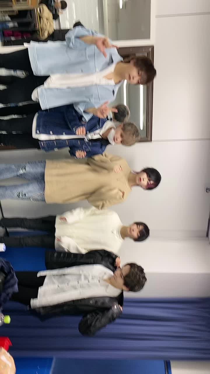 @とーま