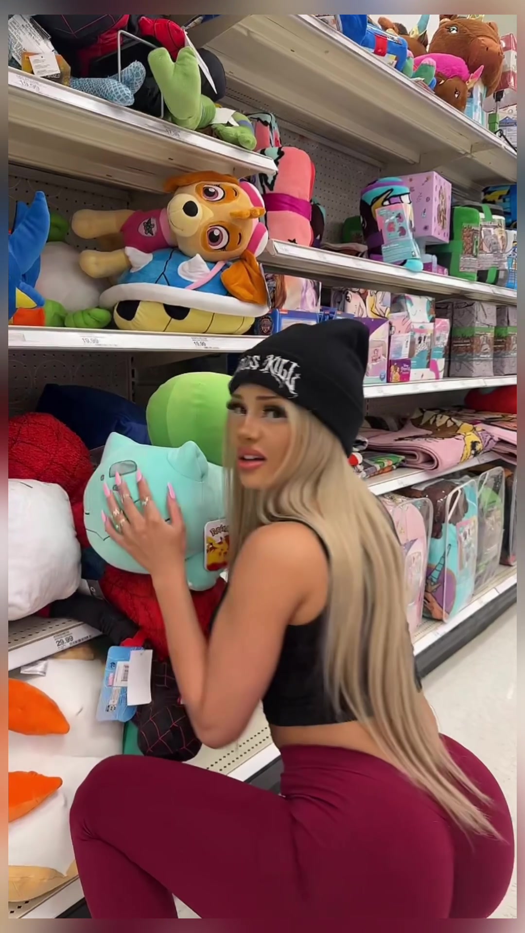 @Officialbronzegoddess