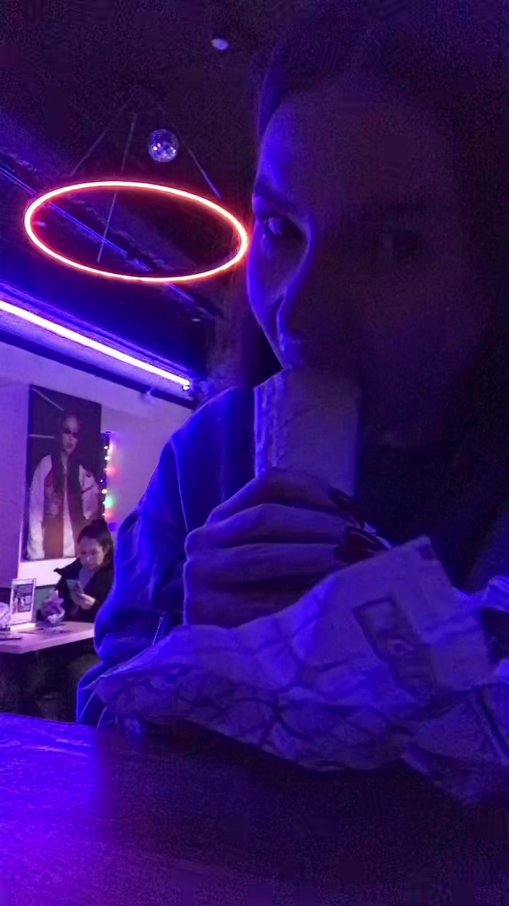 @yazhelida
