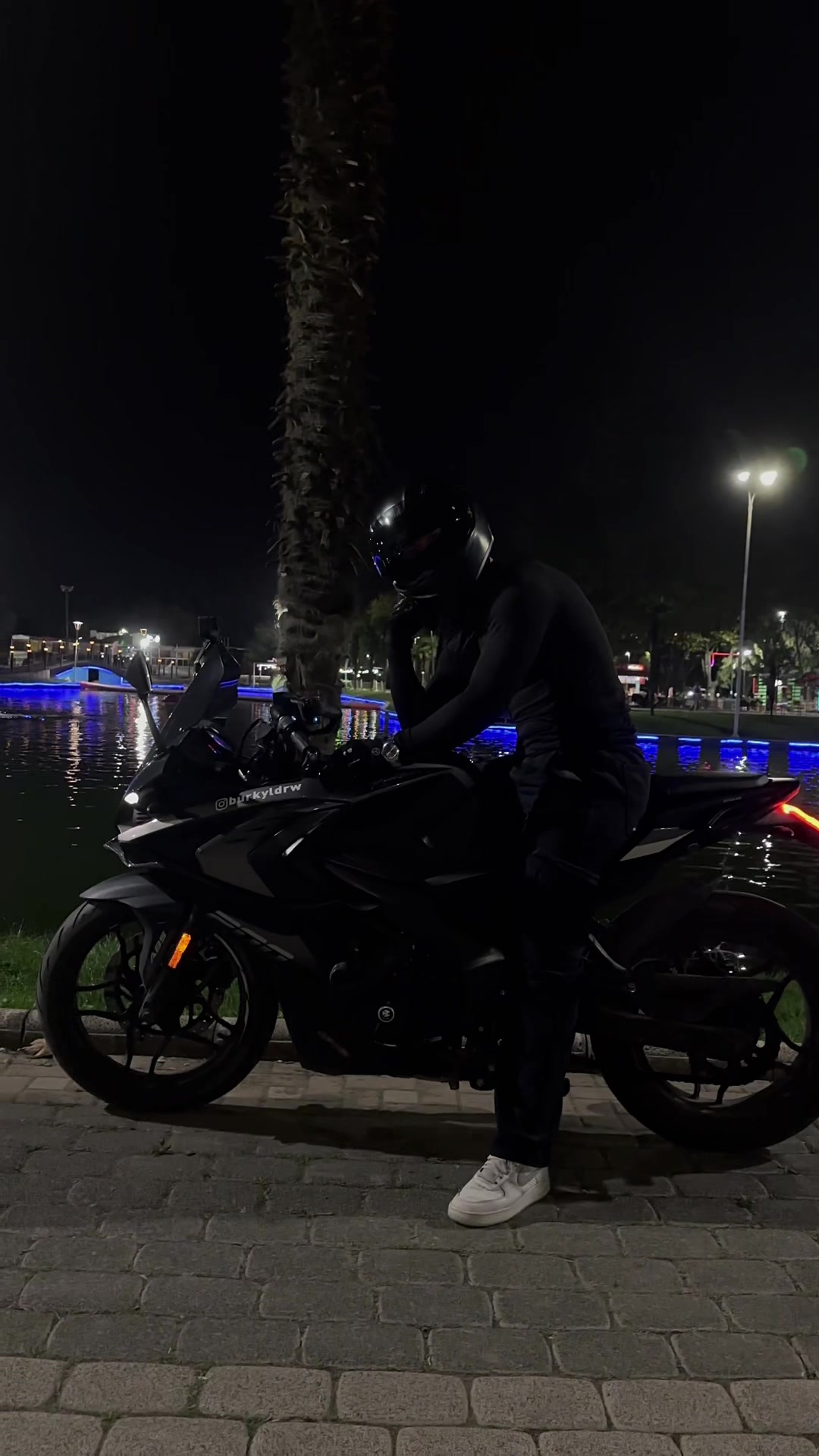 @B7Rider