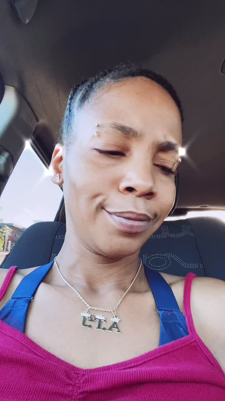@kupkake_no_feelings_87